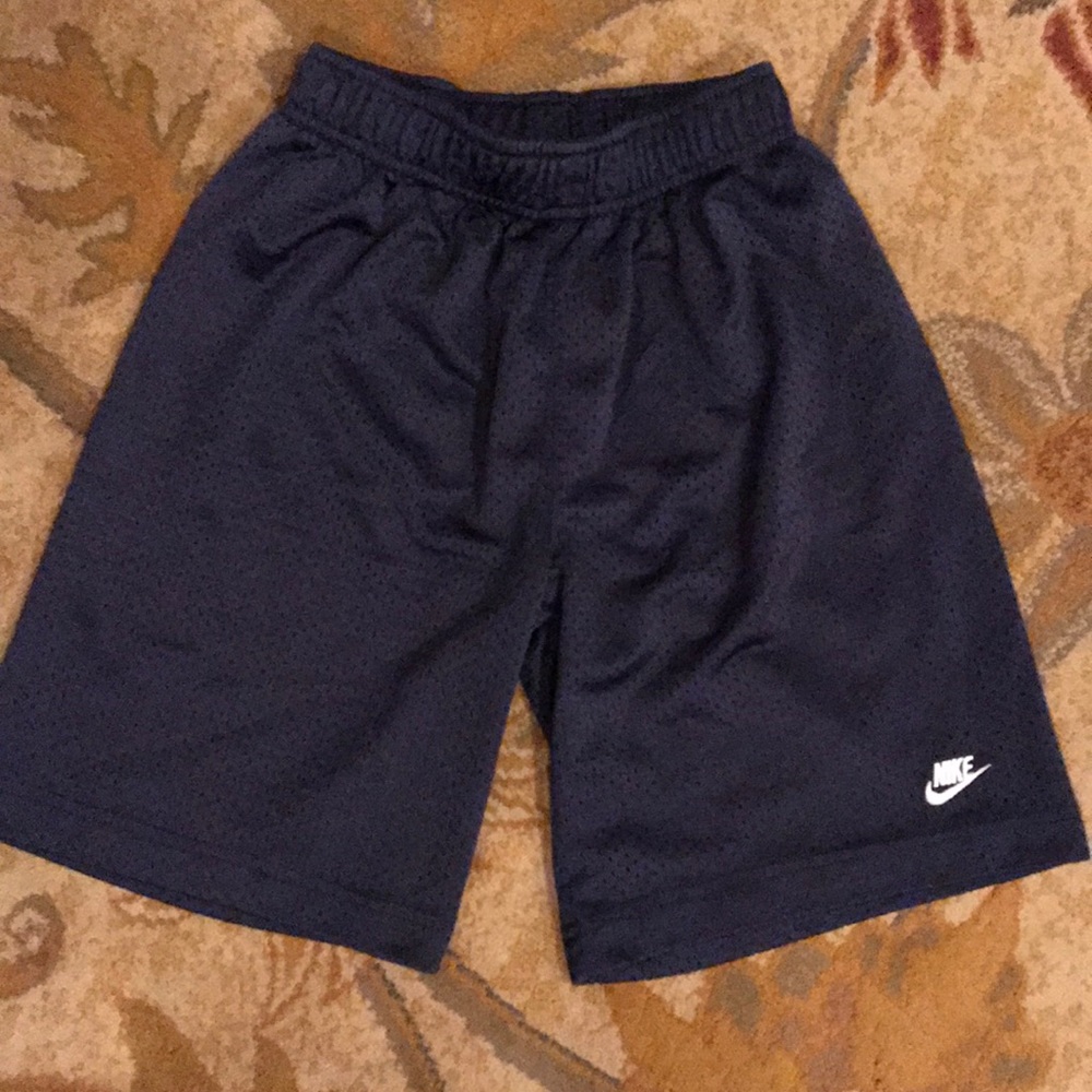 Nike shorts boys small